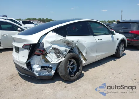 2023 Tesla Model Y Awd/Long Range Dual Motor All-Wheel Drive from USA, damaged, VIN 7SAYGAEE0PF685043